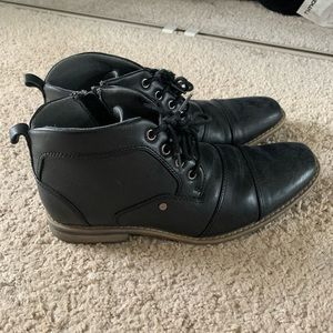 Steve Madden Men 7.5 Dress Shoe